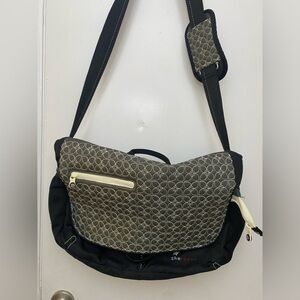 Sherpani Messenger Bag Geometric Pattern Adjustable Strap Travel Bag